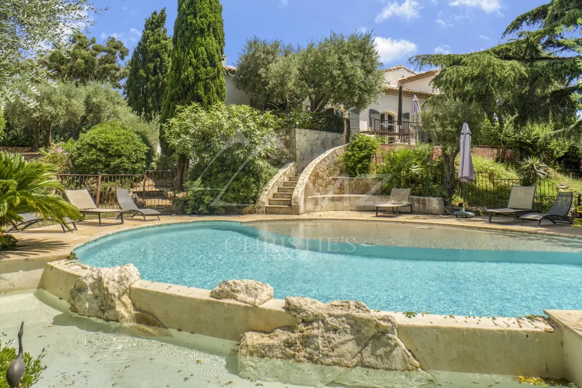 VILLA MIT POOL - STRAND ZU FUSS - GRIMAUD