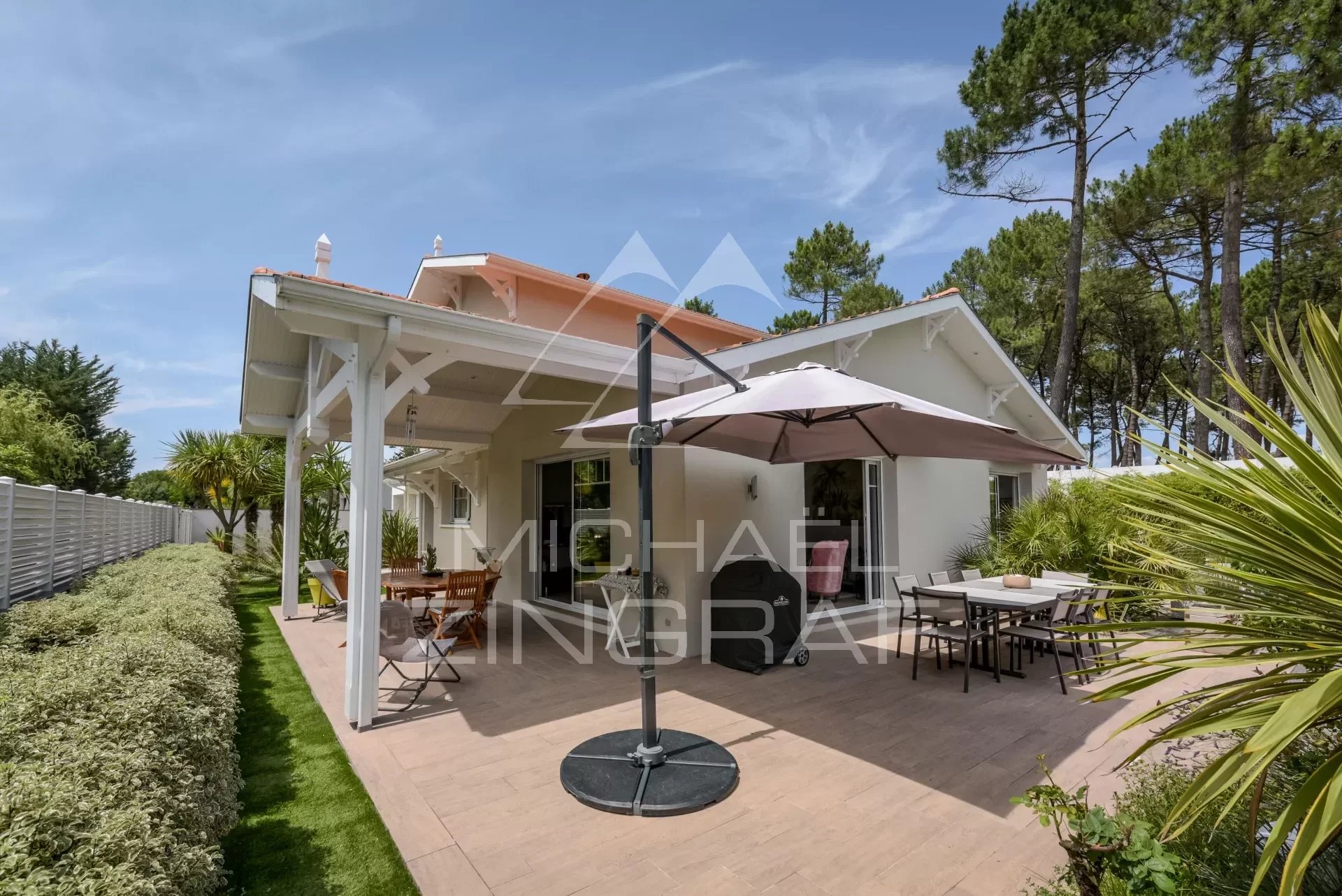 La Hume - Villa mit 4 Schlafzimmern und Pool -