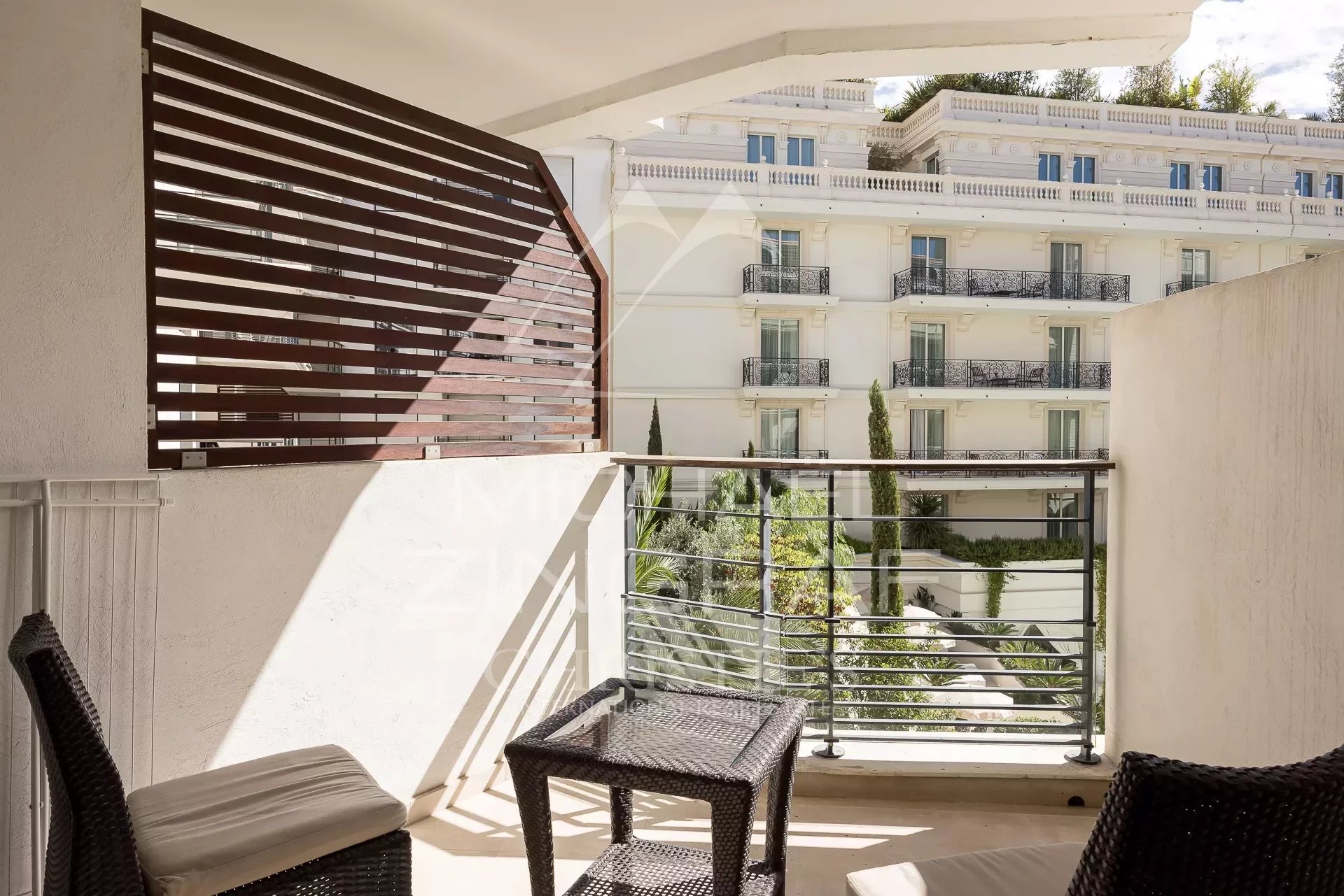 2 Zimmer Cannes Banane