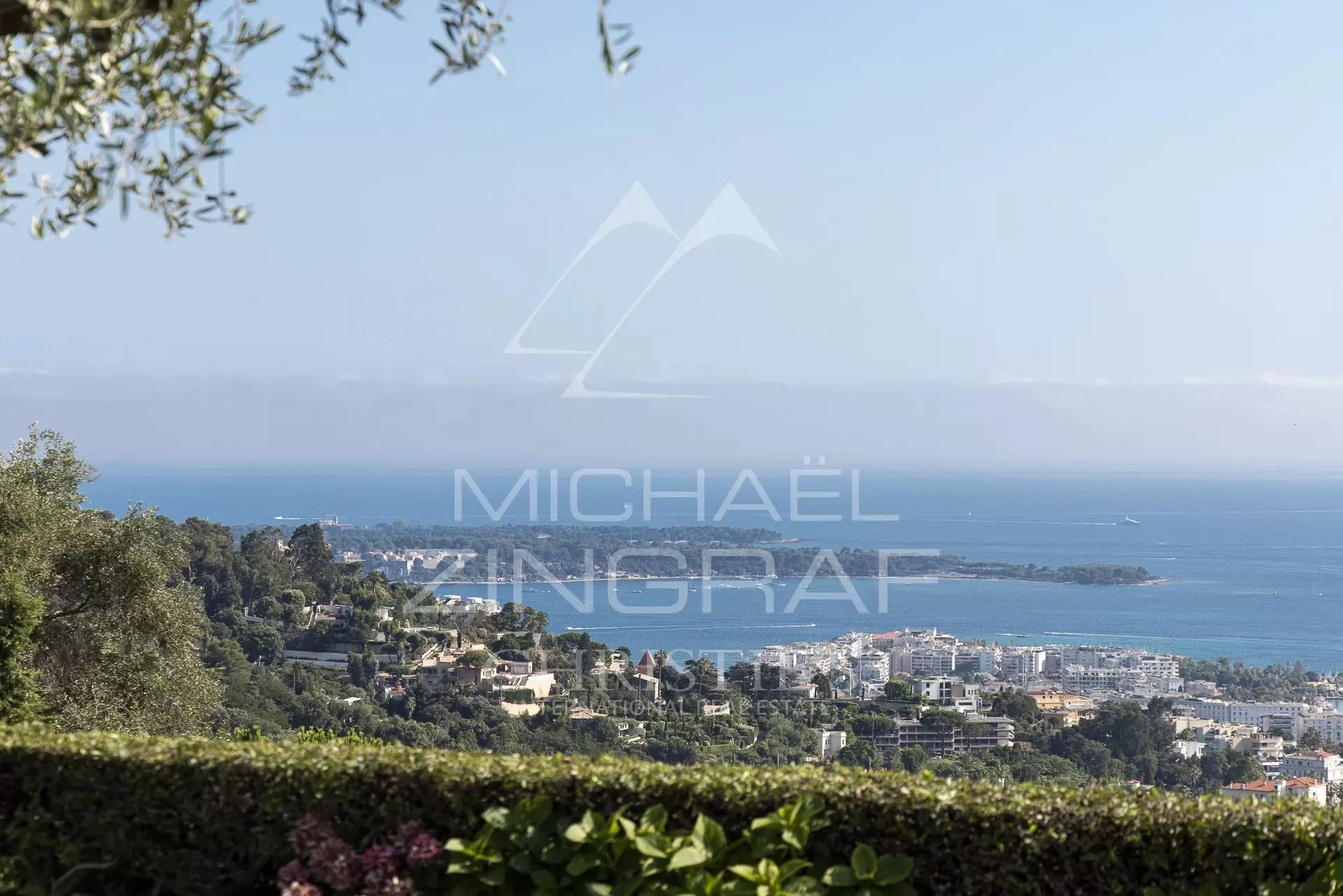 Cannes - Villa mit 4 Schlafzimmern und Meerblick