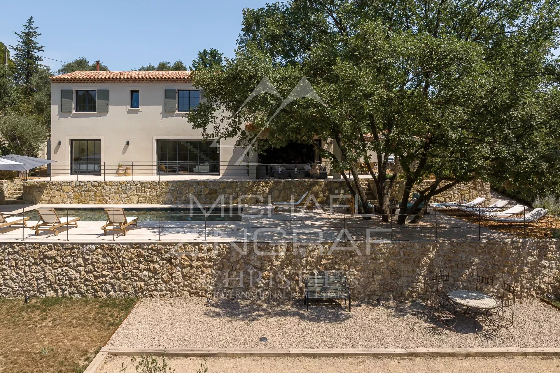 Magnifique bastide moderne  à 10min de Mougins