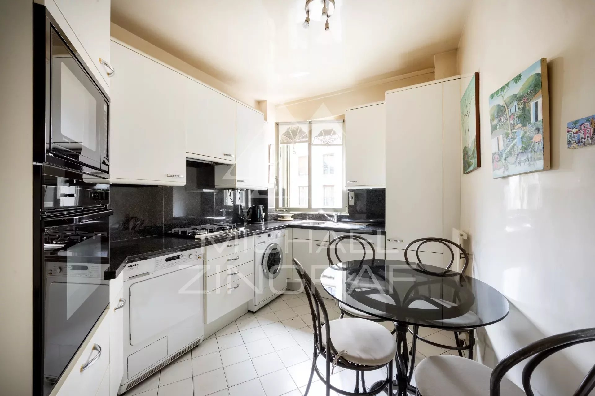 VENTE APPARTEMENT - 4/5 PIÈCES - BALCONS - BOULEVARD SAINT GERMAIN - PARIS VII