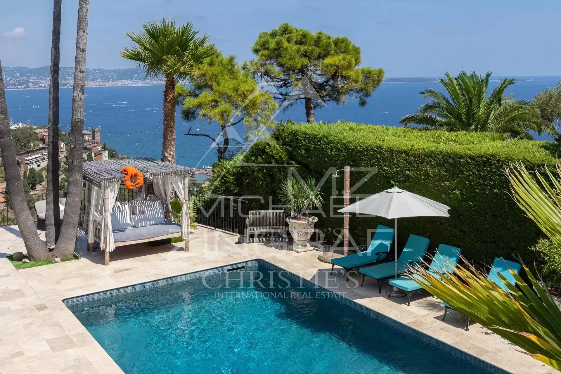 Théoule-sur-Mer - Villa de style néo-provençal