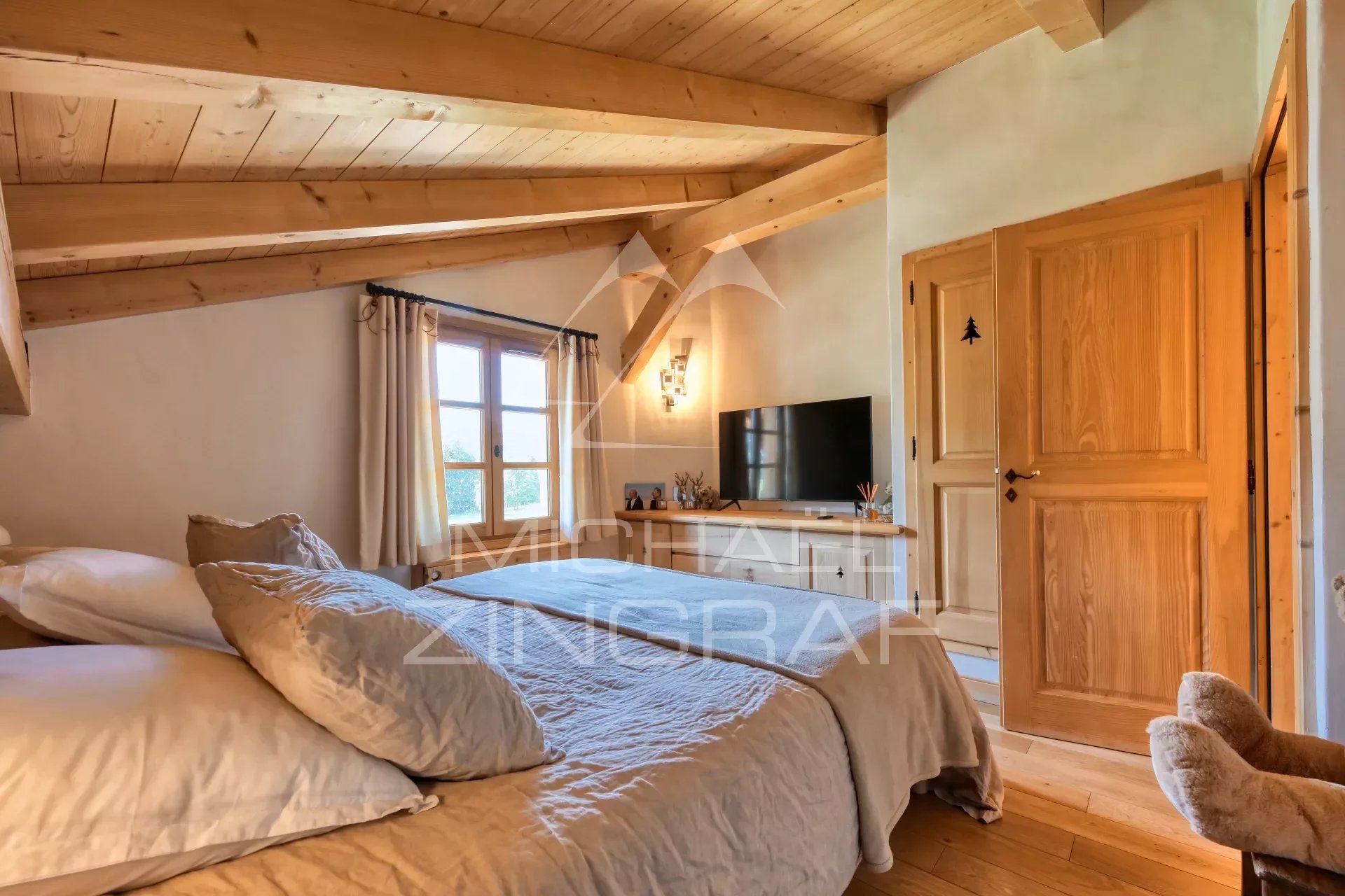 Demi-Quartier - Traditional "coup de coeur" chalet with panoramic Mont Blanc views