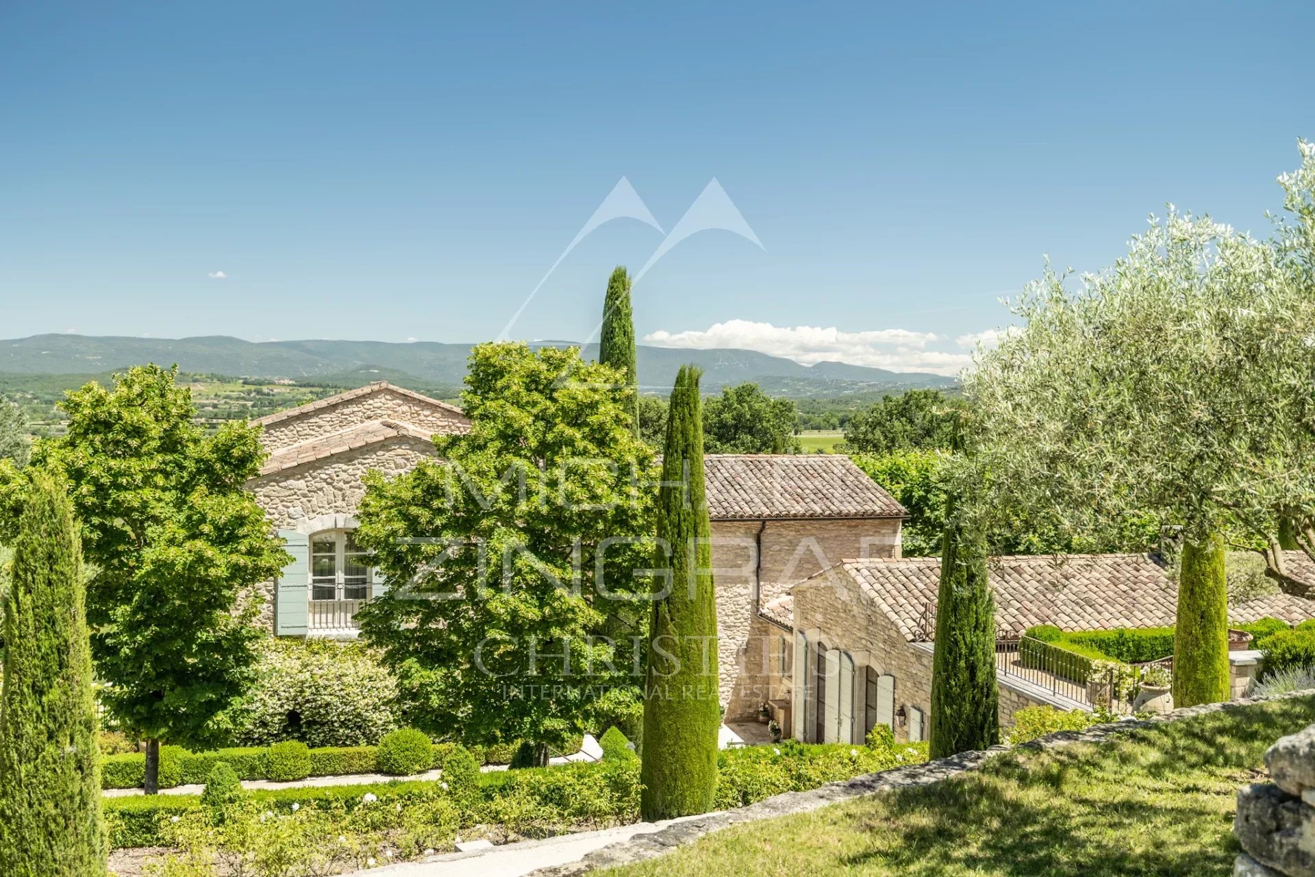 Exceptional property in the heart of the Luberon