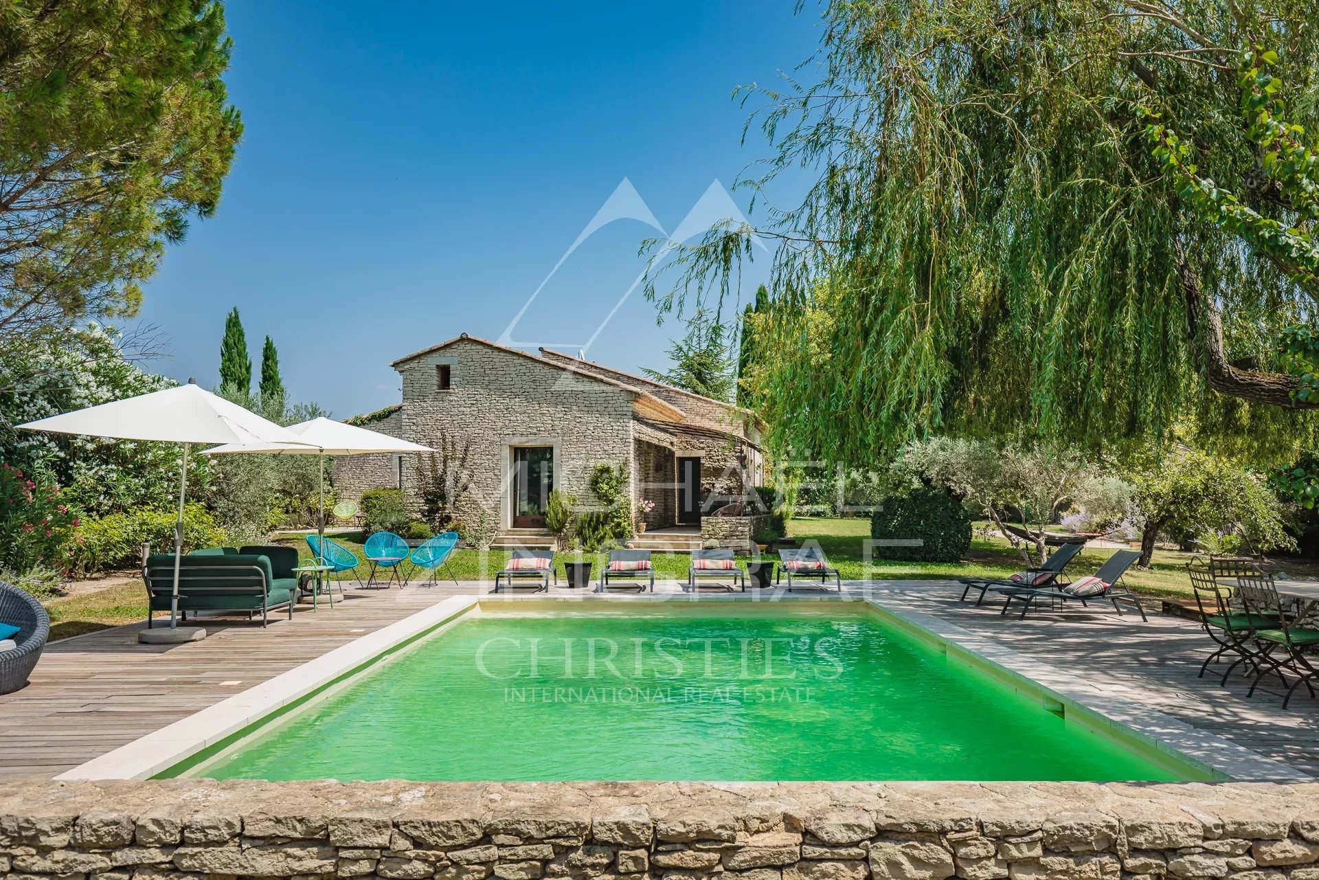 Gordes: Wunderschöne Villa aus Stein