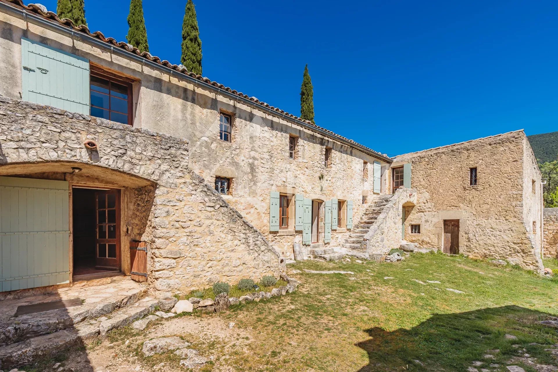 Authentique Mas en plein cœur du Luberon