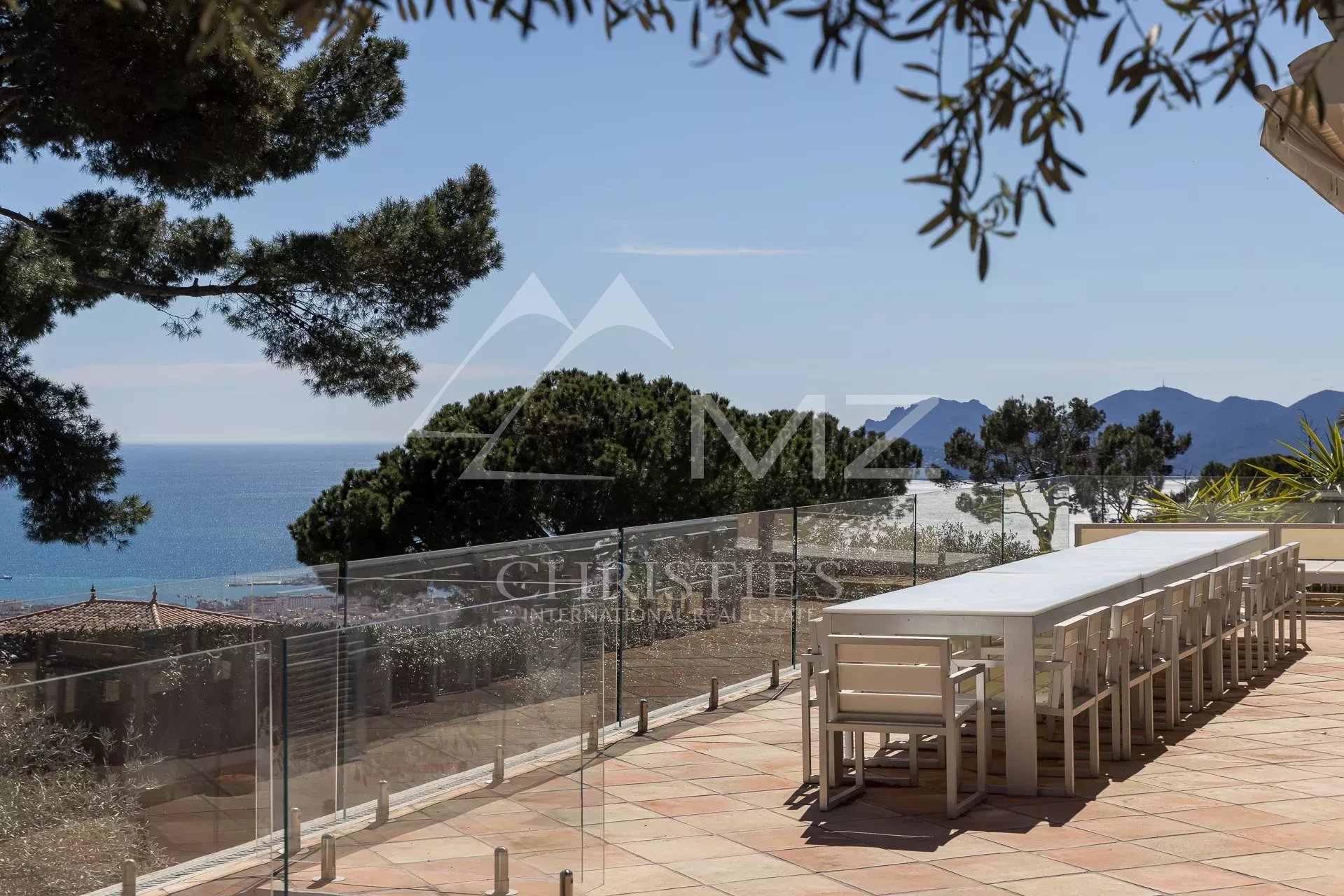 Hauteurs de Cannes – Vue panoramique mer et Estérel