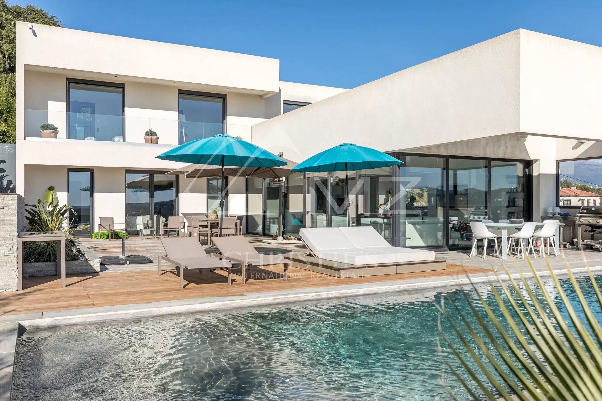 Proche Cannes - Villa contemporaine vue mer