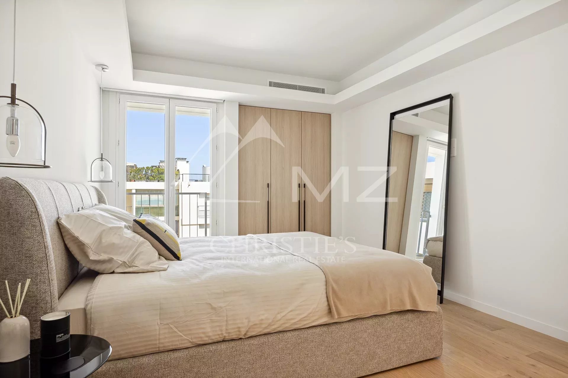 Cannes Croisette - Palm Beach - 4p fully renovated - Panoramic sea view.