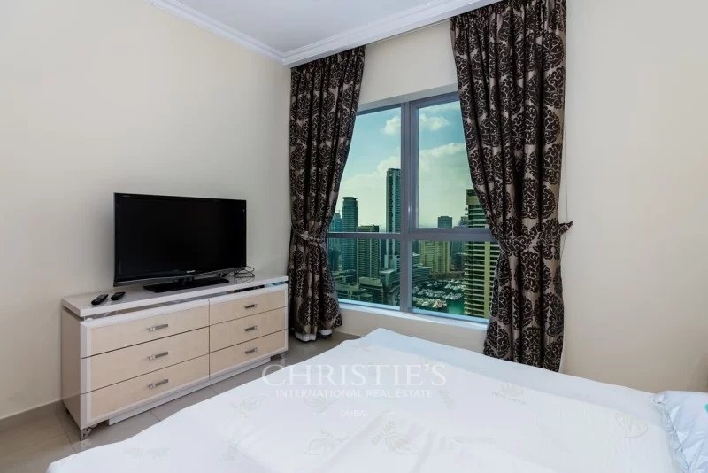 Tastefully Furnished 3BR | Marina view | Tenanted