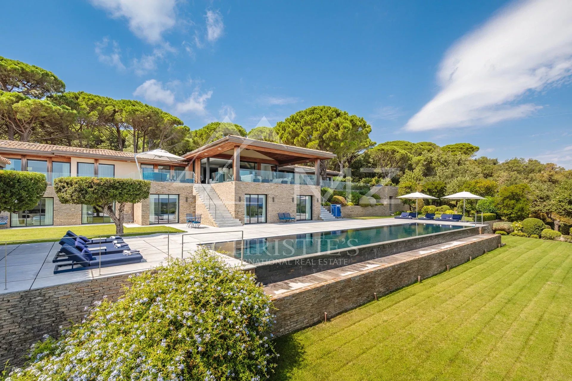 Saint-Tropez - Superbe villa avec vue mer