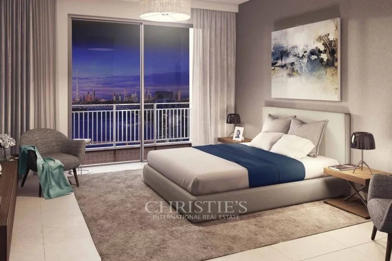 Spacious 2 Bed Full Creek & Burj Khalifa view