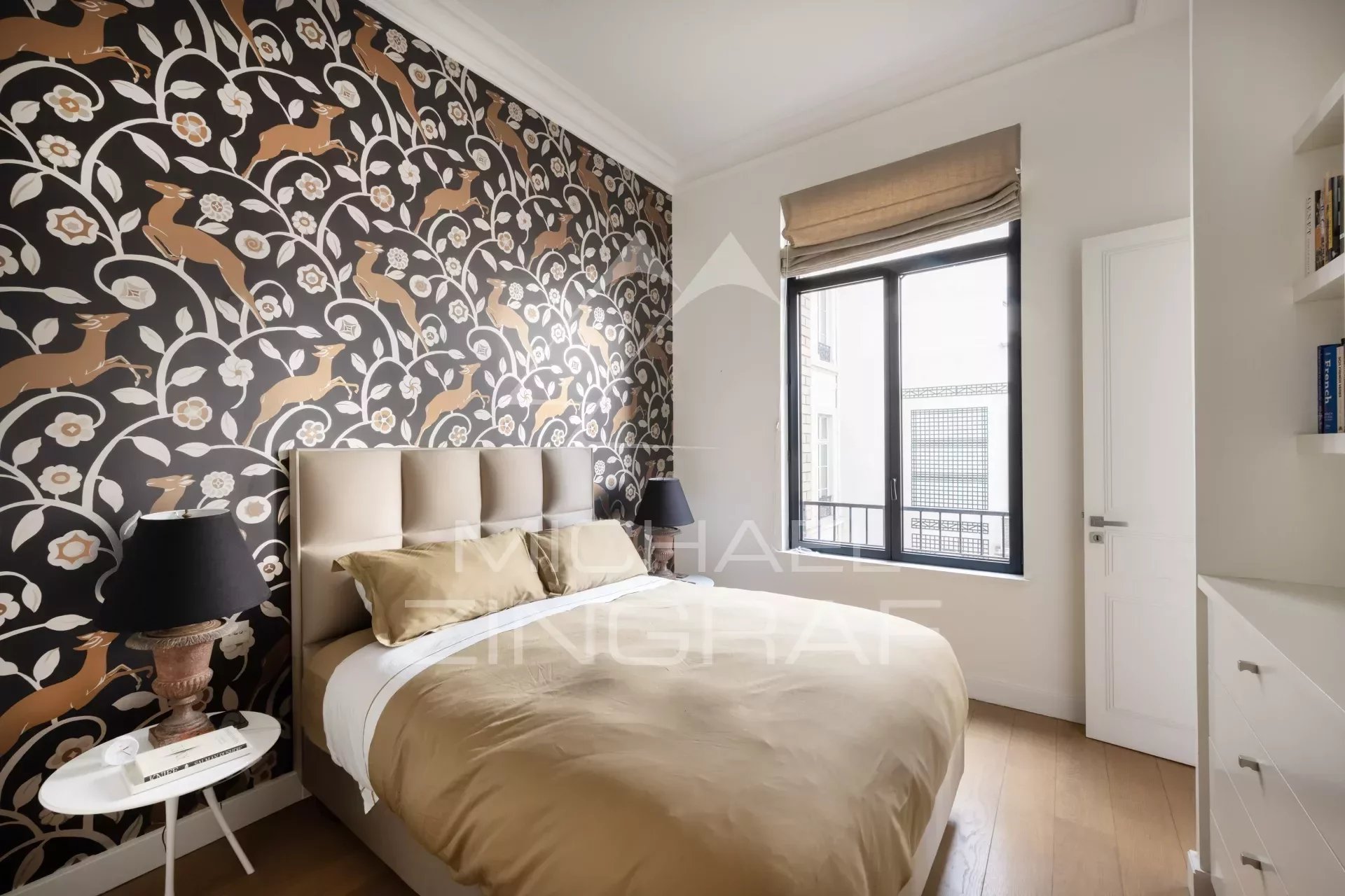 SOLE AGENT. FOR SALE - NEWLY REFURBISHED 1-BEDROOM APARTMENT - RUE DE LILLE