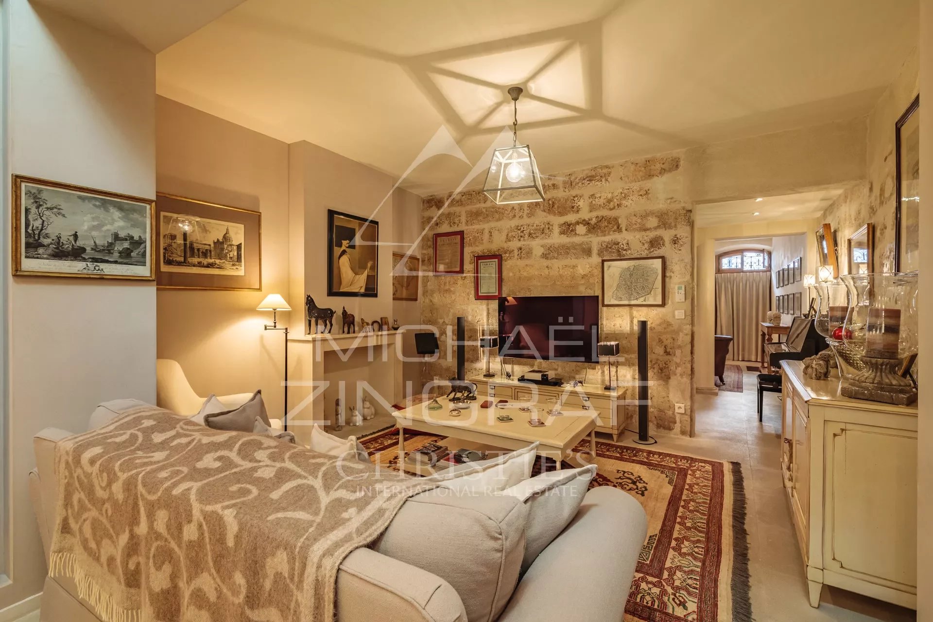 Avignon - Elegant old town house