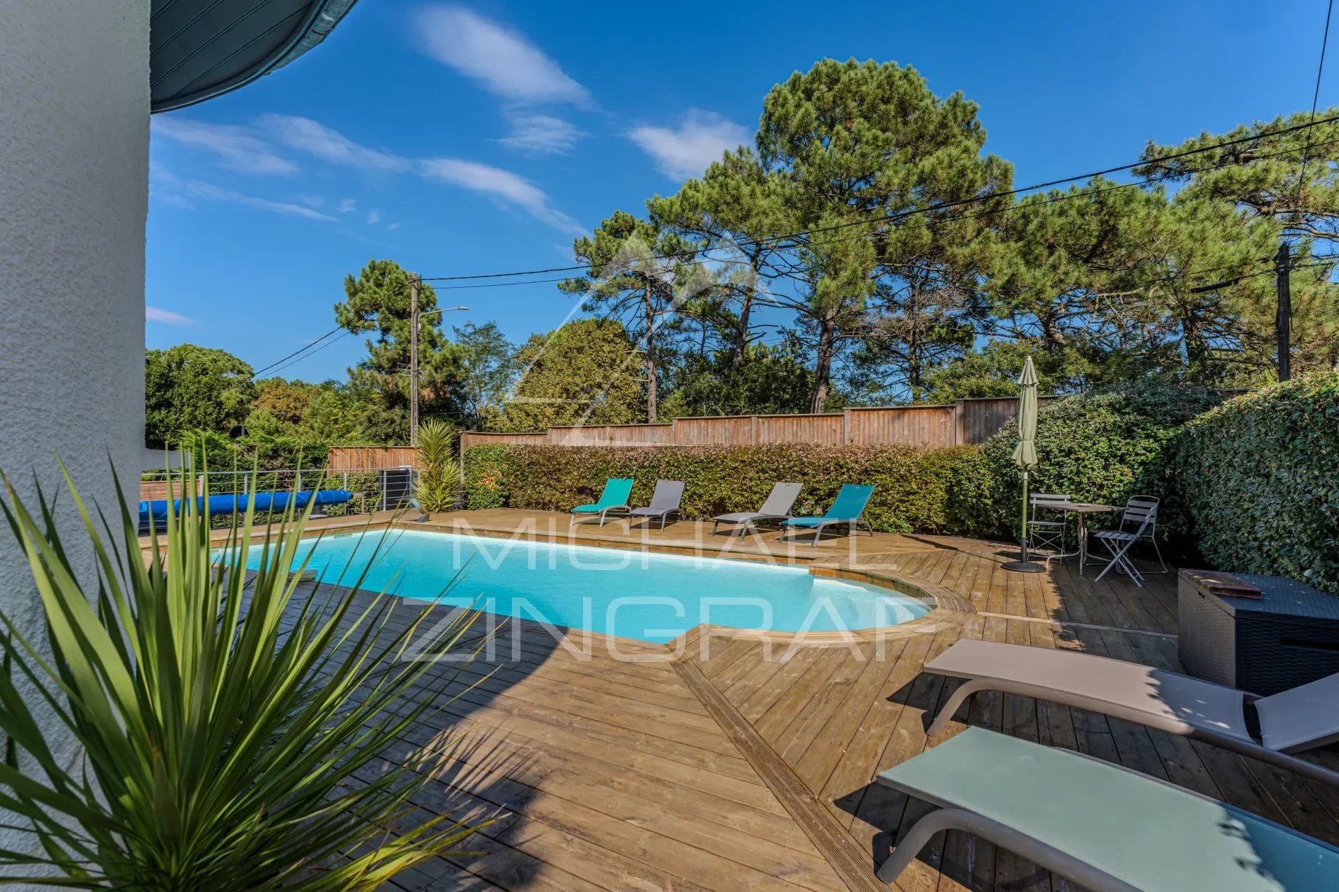 Haus auf dem Golf von Arcachon vor den Toren von Pyla