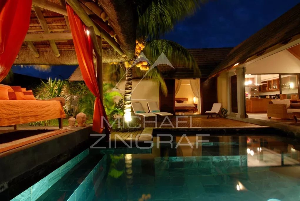 Balinese 4 -bedroom villa in Pereybere