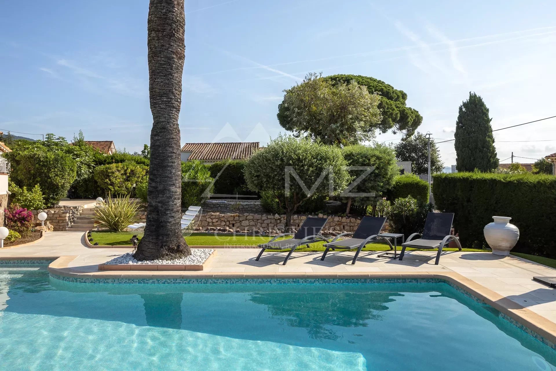 Mandelieu-La Napoule - Elegant house in a sought-after neighbourhood