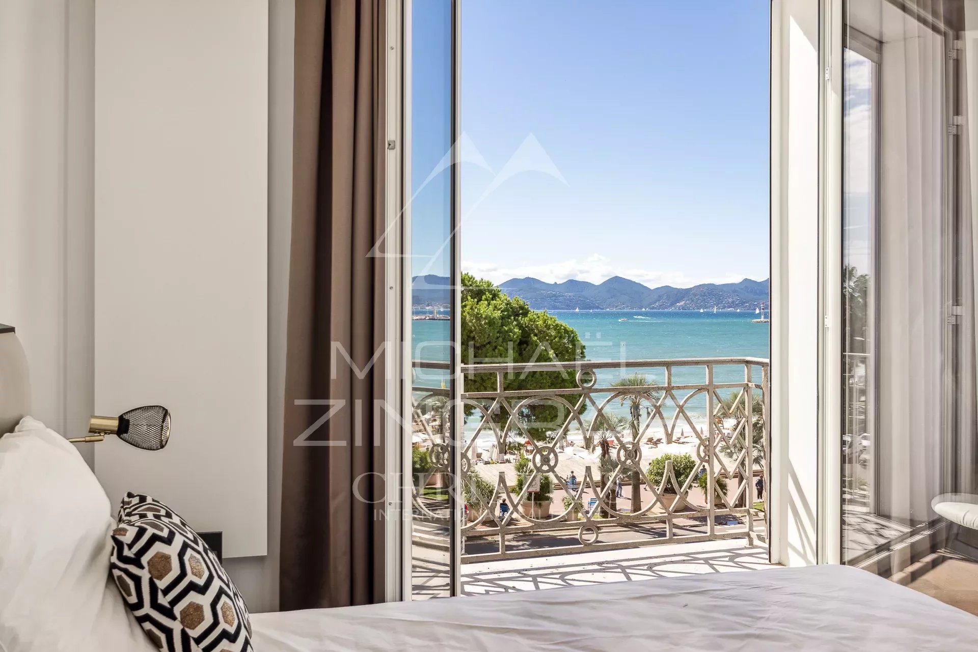 Cannes Croisette 2 Zimmer Meerblick