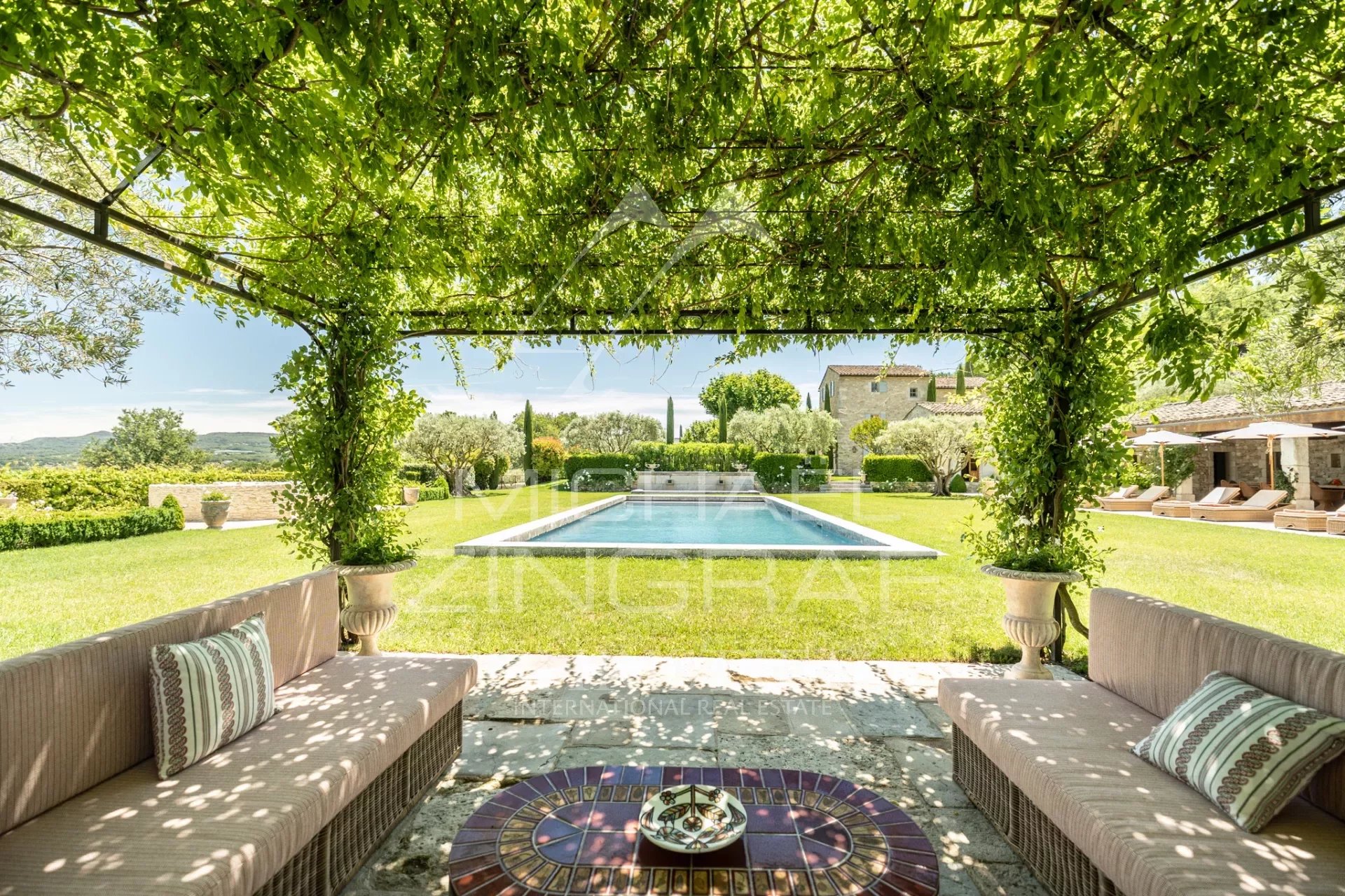 Exceptional property in the heart of the Luberon