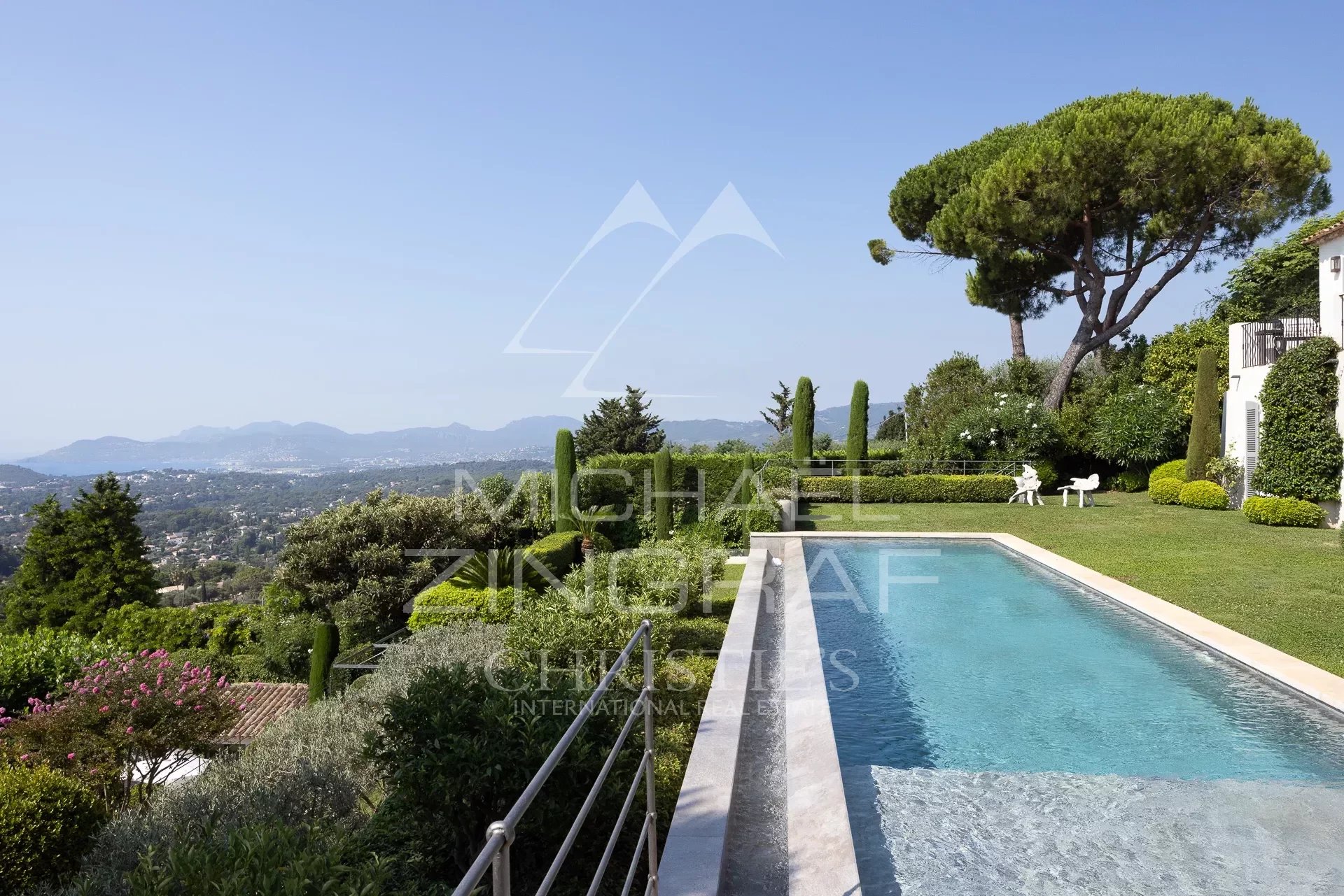 Mougins village - Somptueuse propriété avec vue mer