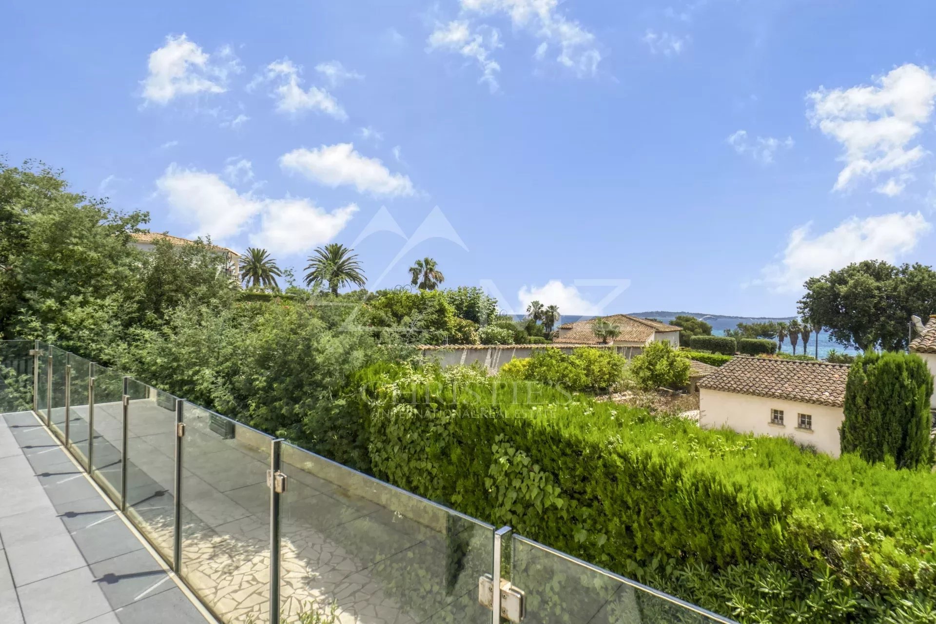 VILLA MIT POOL - STRAND ZU FUSS - GRIMAUD