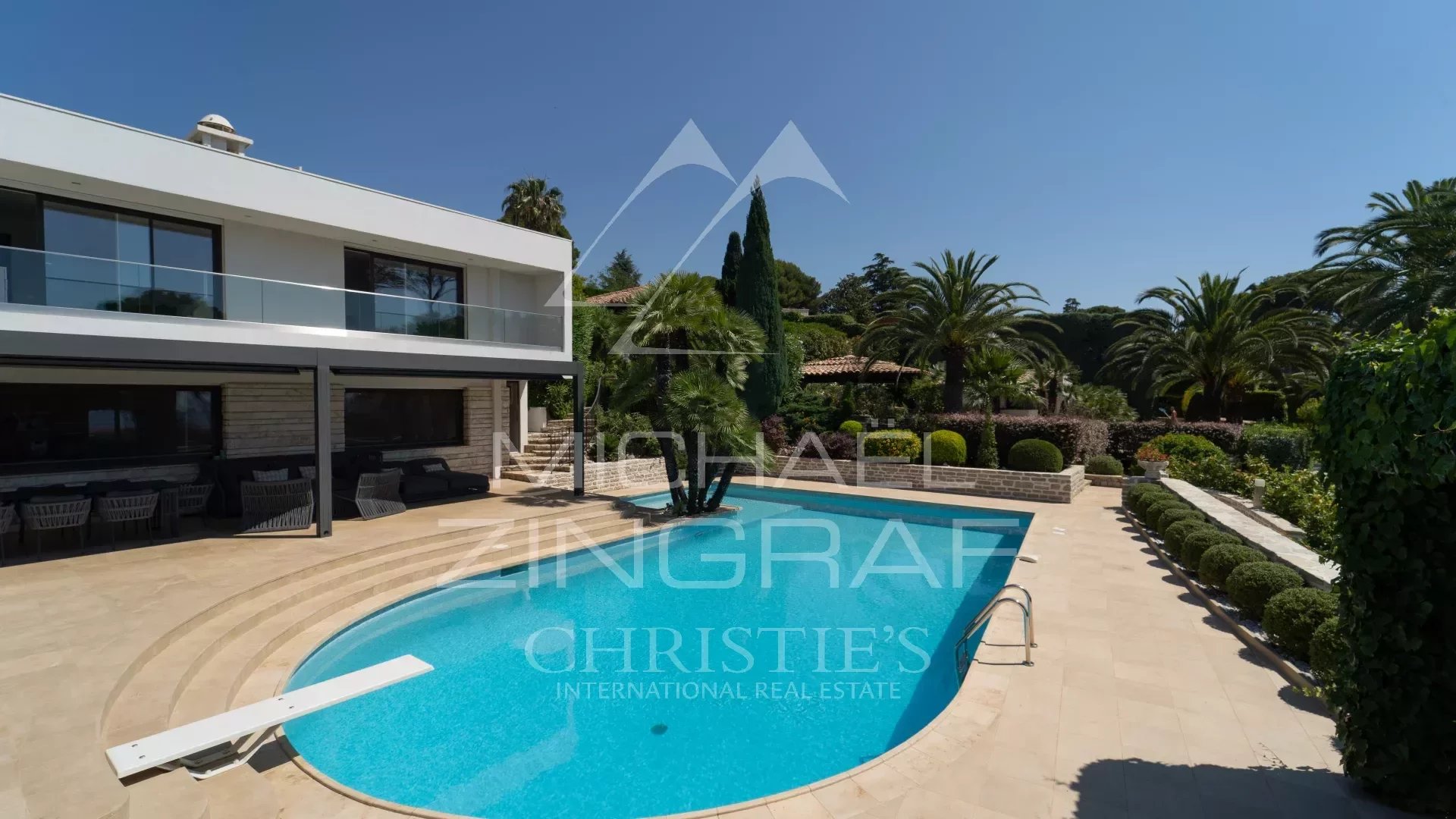 Contemporary Property  panoramic Sea view in Prestigious Estate.