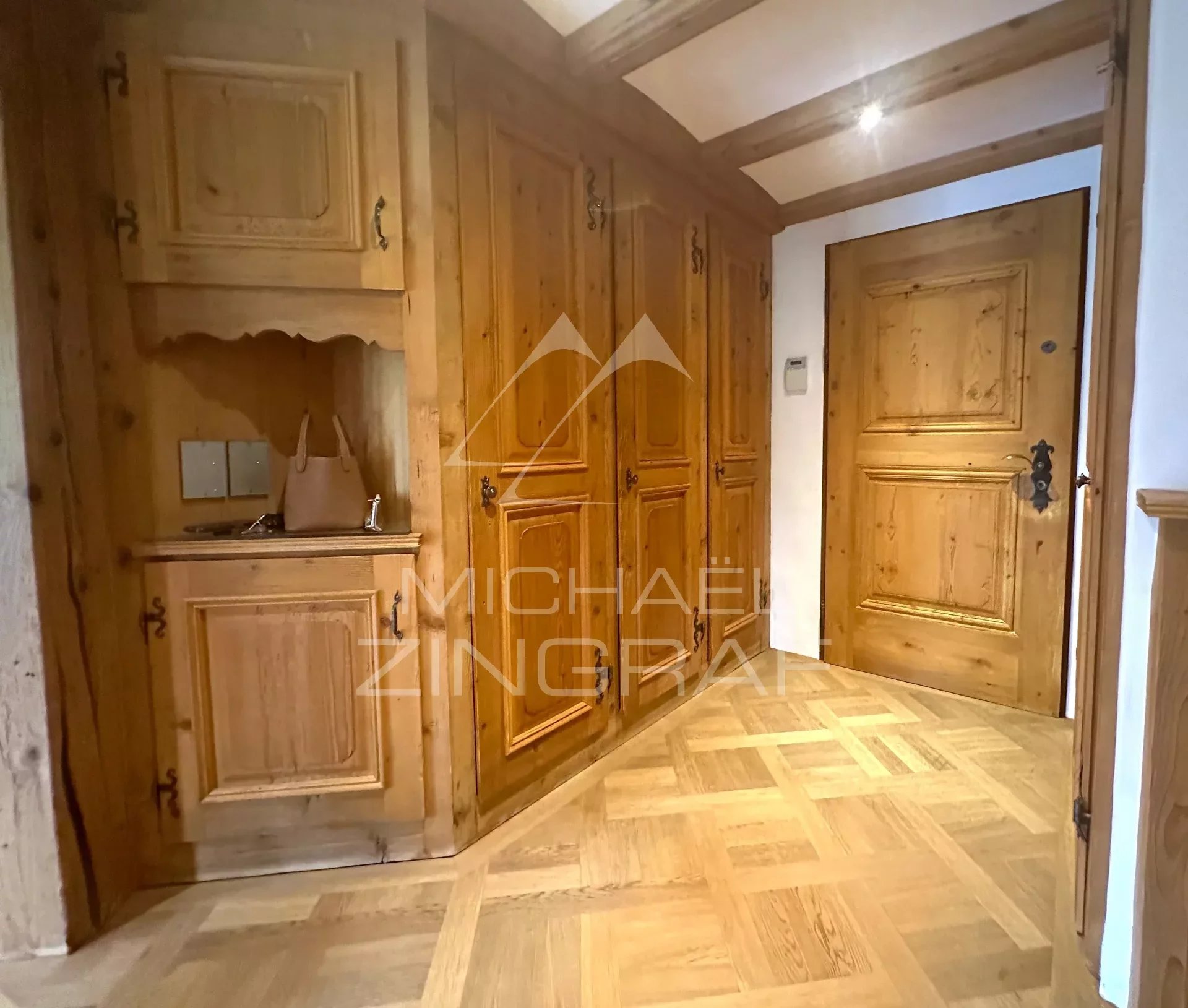 Rental-apartment with own garden in Gstaad