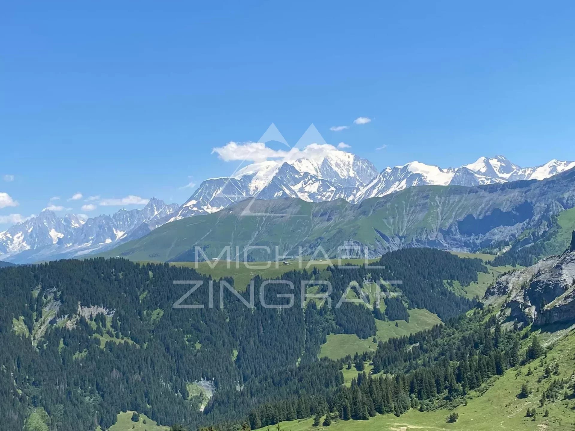 Lokale Werbung Megève - Großes Investorenpotenzial - Leichter Zugang