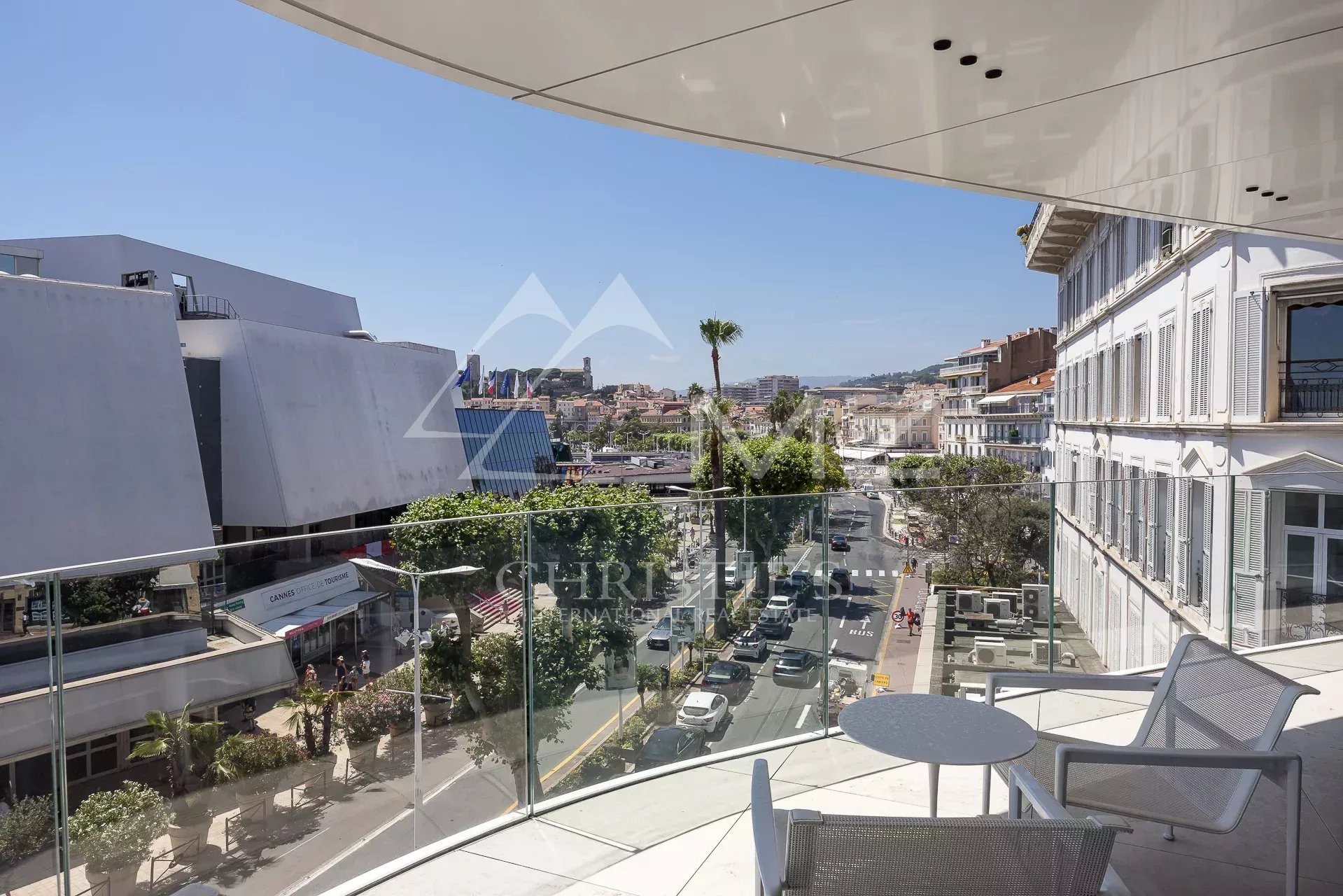 Cannes - Croisette - Exceptionnel appartement 5 chambres