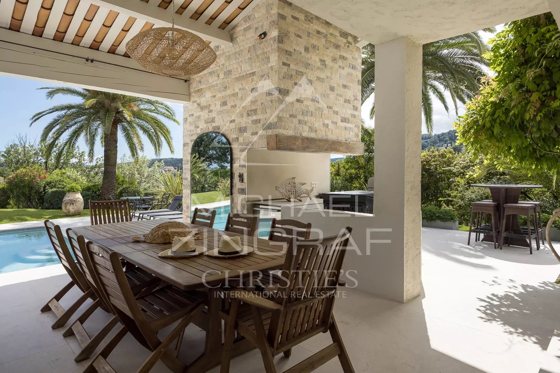 Close to Saint-Paul-de-Vence - Beautiful provencal style property - 5 bedrooms