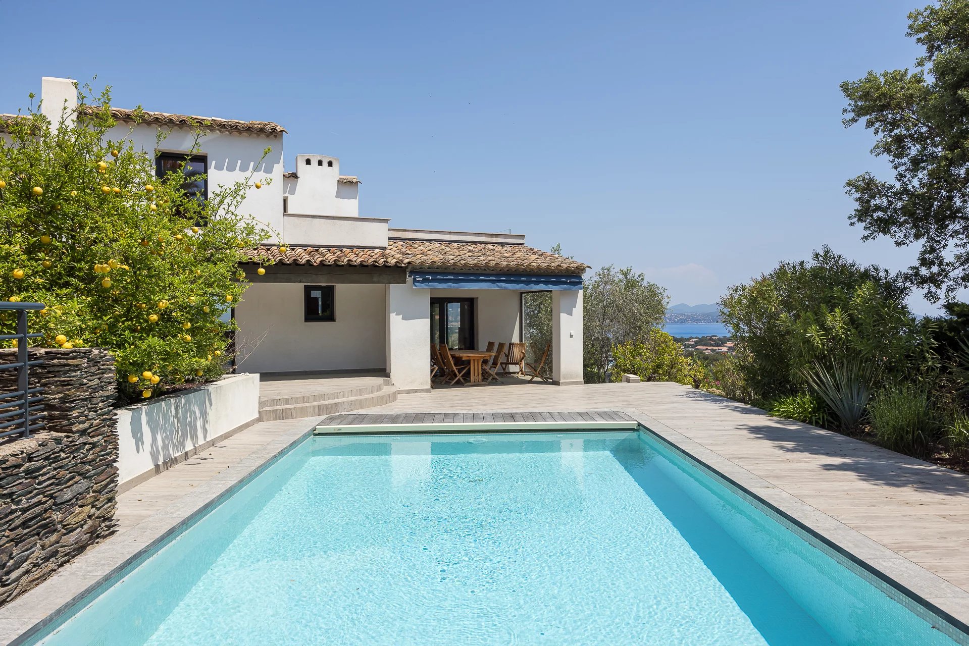 Villa vue mer entre Cannes et Saint-Tropez