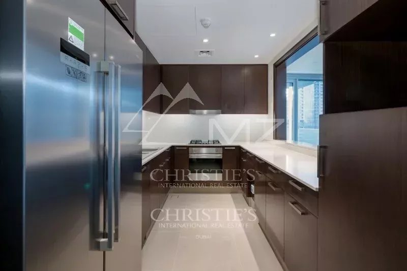 2 Bed | Burj, Boulevard, Pool and Fountain View