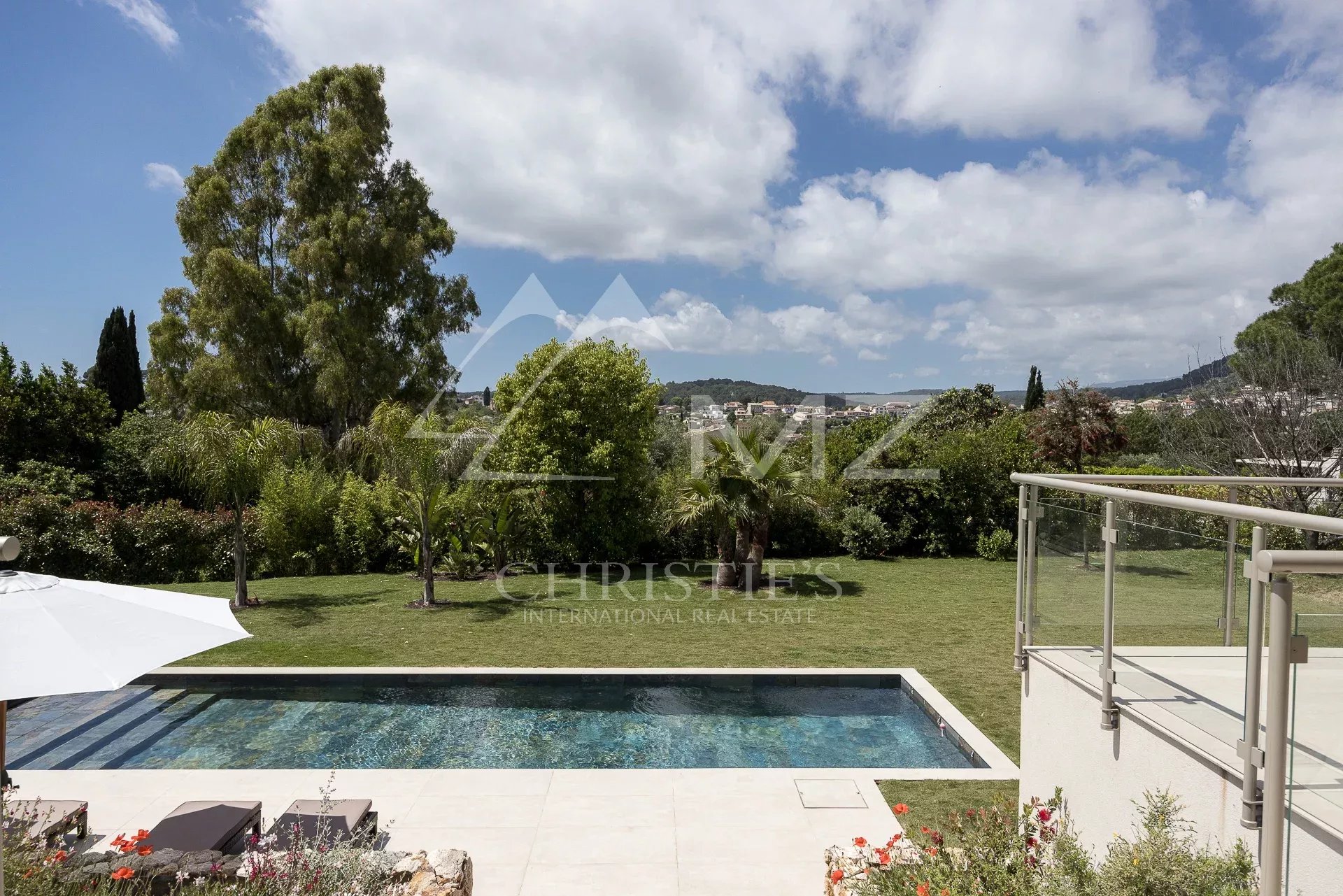 Saint-Paul-de-Vence - Proche du village - Villa contemporaine neuve