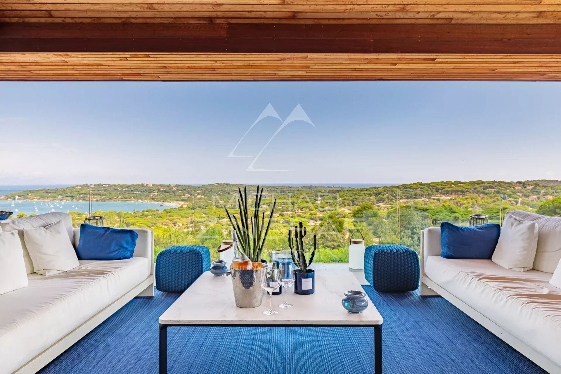 Saint-Tropez - Superbe villa avec vue mer