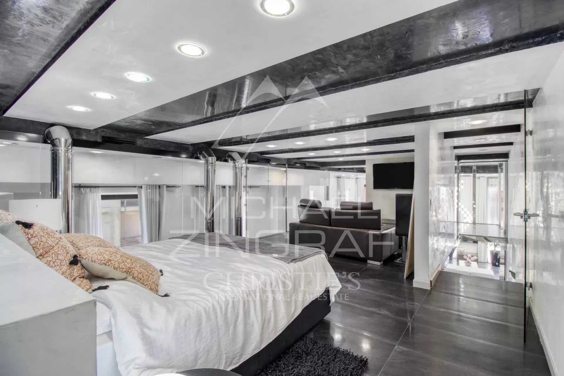 Incredible 5-room flat near Monaco