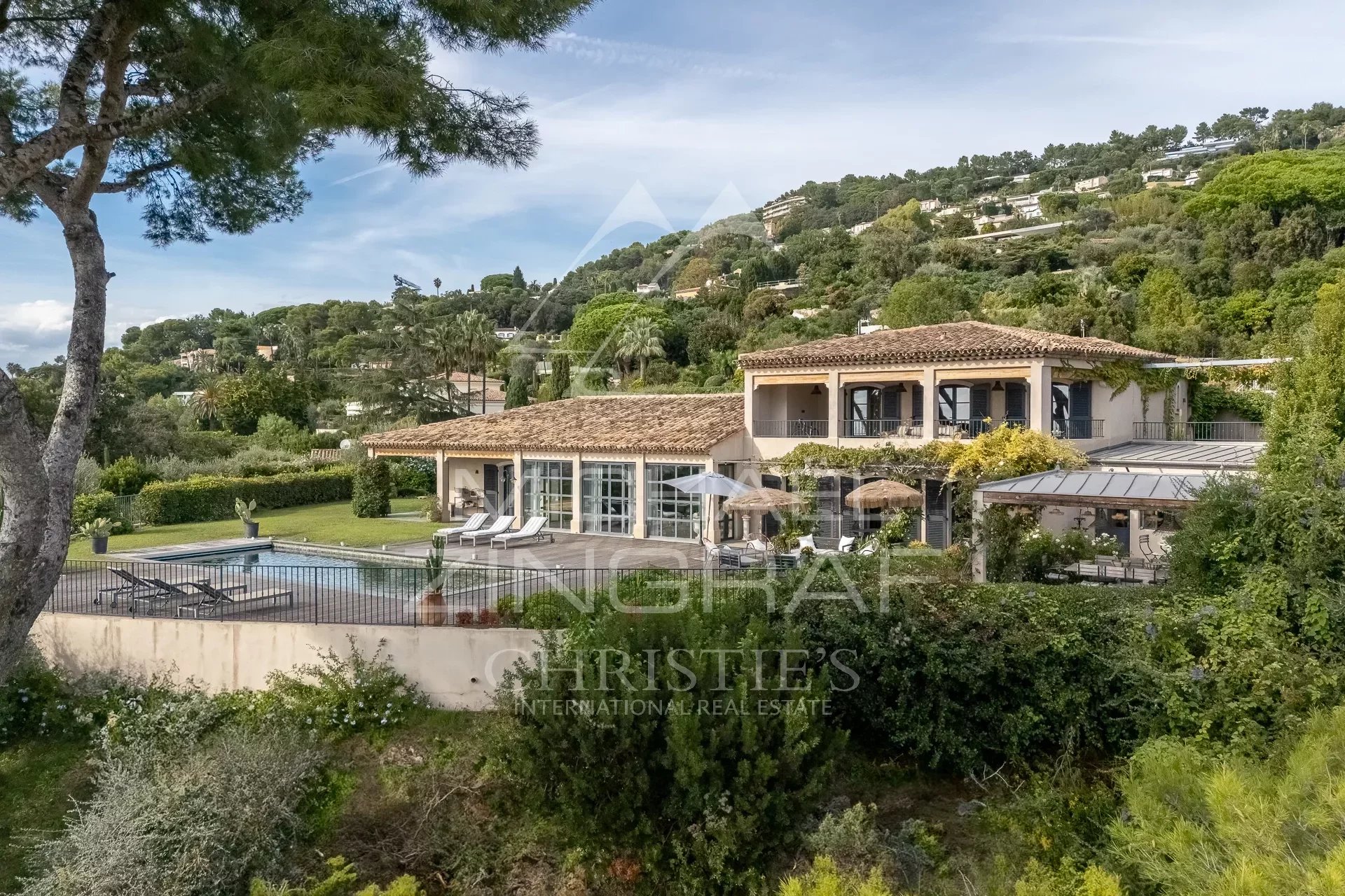 Cannes Kalifornien - GEschlossenes Landgut - Panoramablick auf das Meer