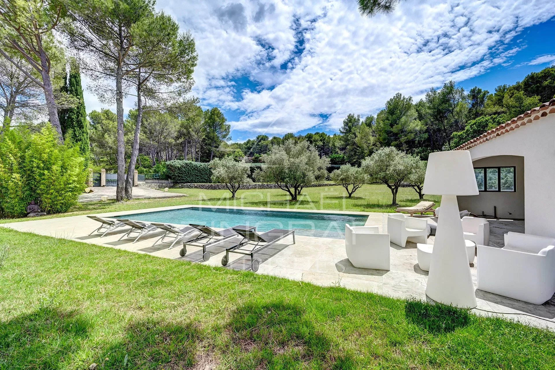 Familienhaus 20 Minuten von Aix-En-Provence entfernt