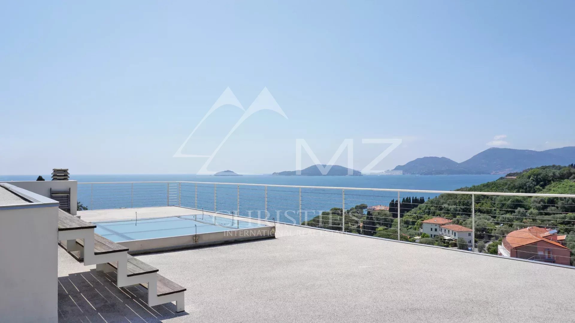 Elegant modern villa with large windows and sea view over the Gulf of Poets in Fiascherino, Lerici