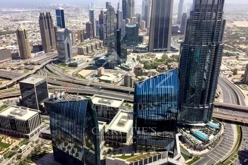 Beautiful Views of Downtown Dubai|No Pillars|Spacious Layout