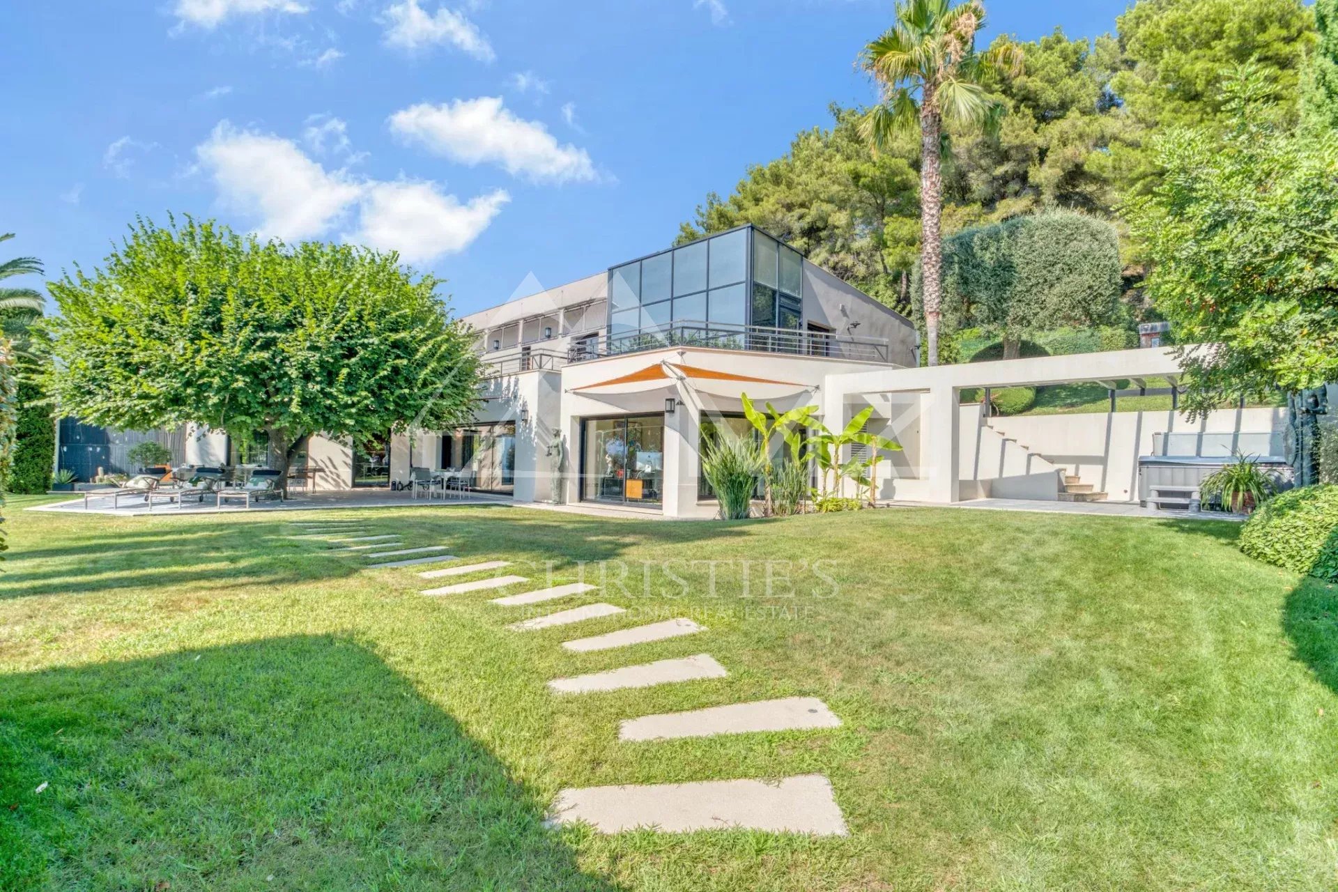 VILLA CONTEMPORAINE NICE-GAIRAUT