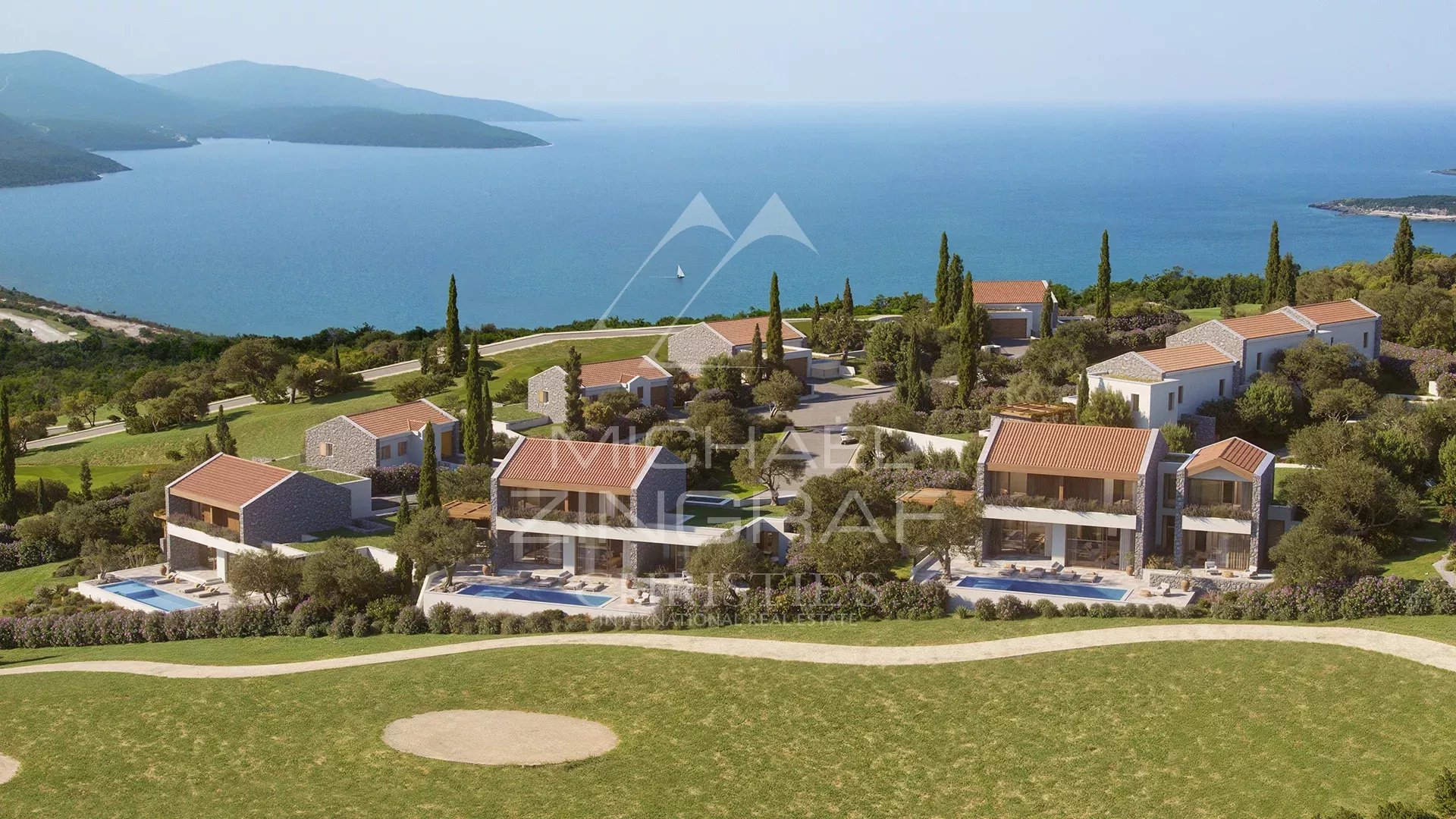 MONTENEGRO: Exceptional villas with panoramic views of the Adriatic