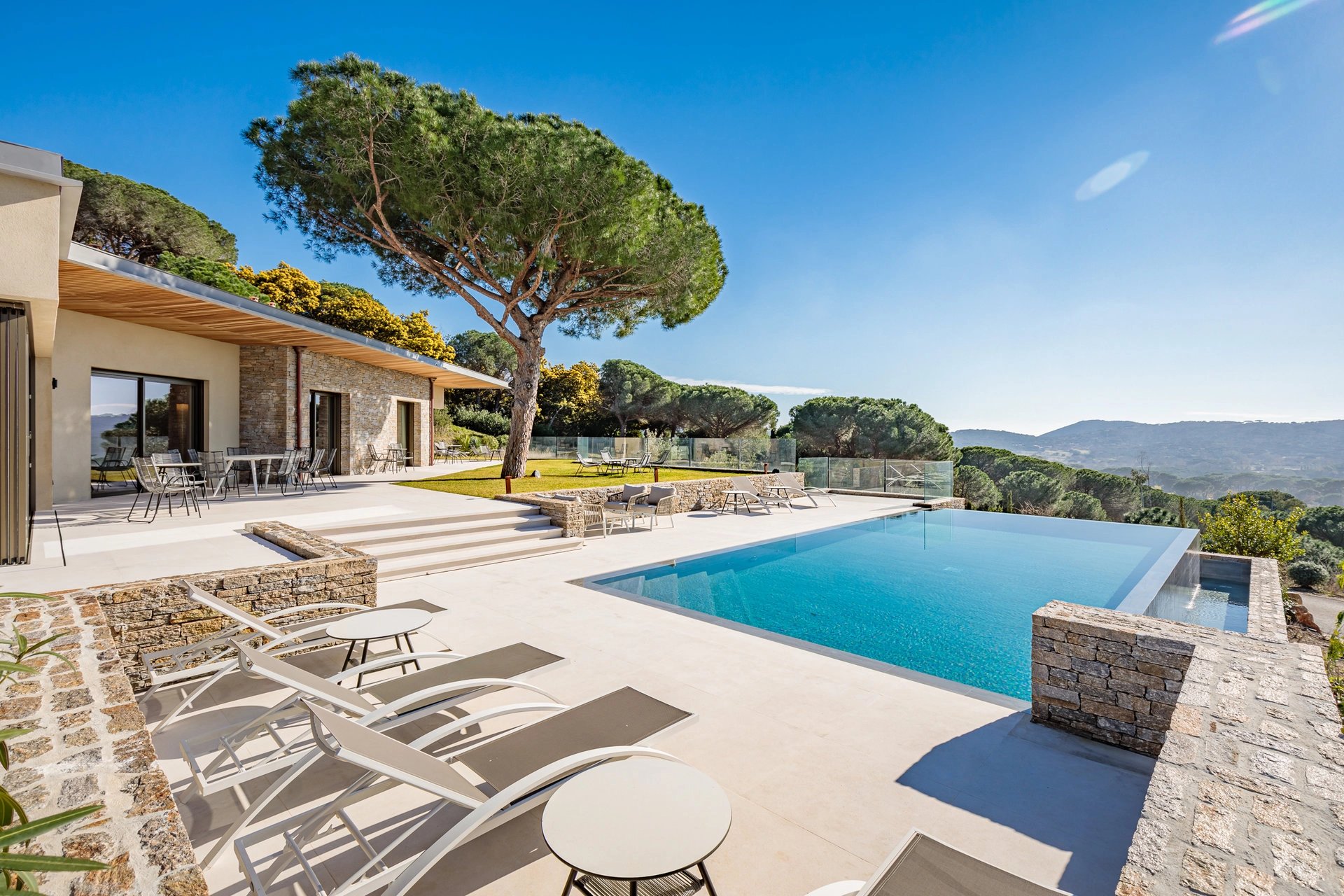 Ramatuelle - Villa contemporaine neuve