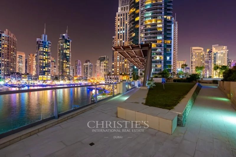 2 bed apt |Unfurnished|Vacant|Marina and Sea View