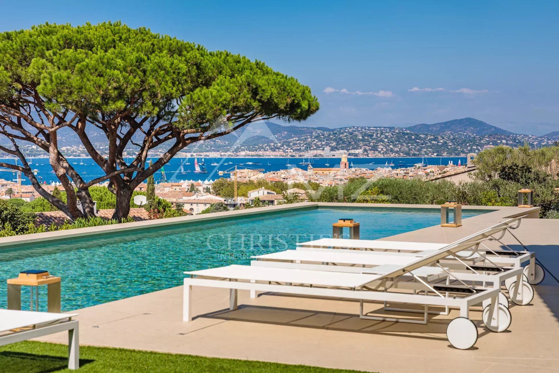 Saint-Tropez centre - Villa contemporaine vue mer exceptionnelle