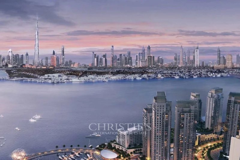 Spacious 2 Bed Full Creek & Burj Khalifa view