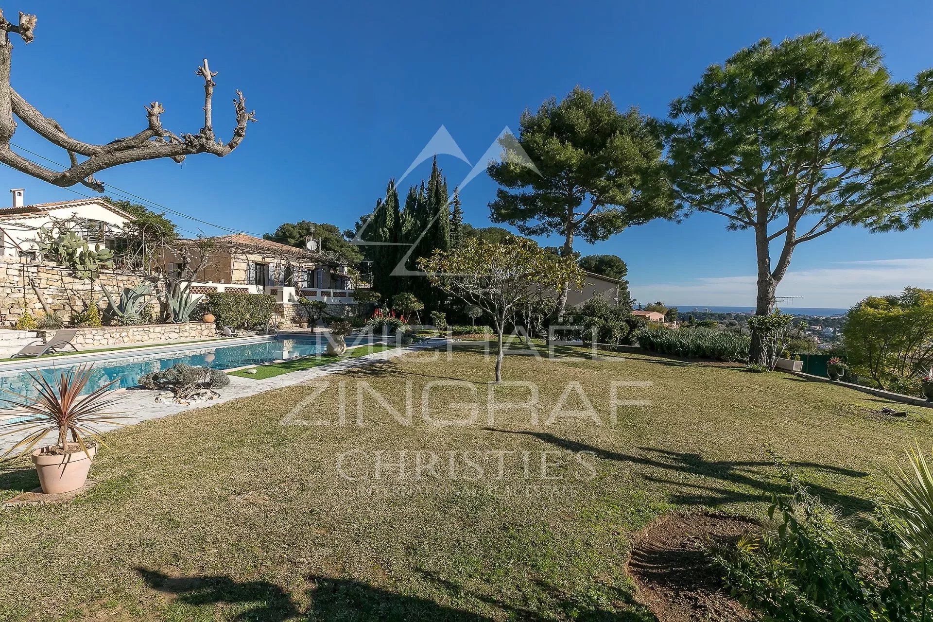 Antibes - Villa with panoramic views