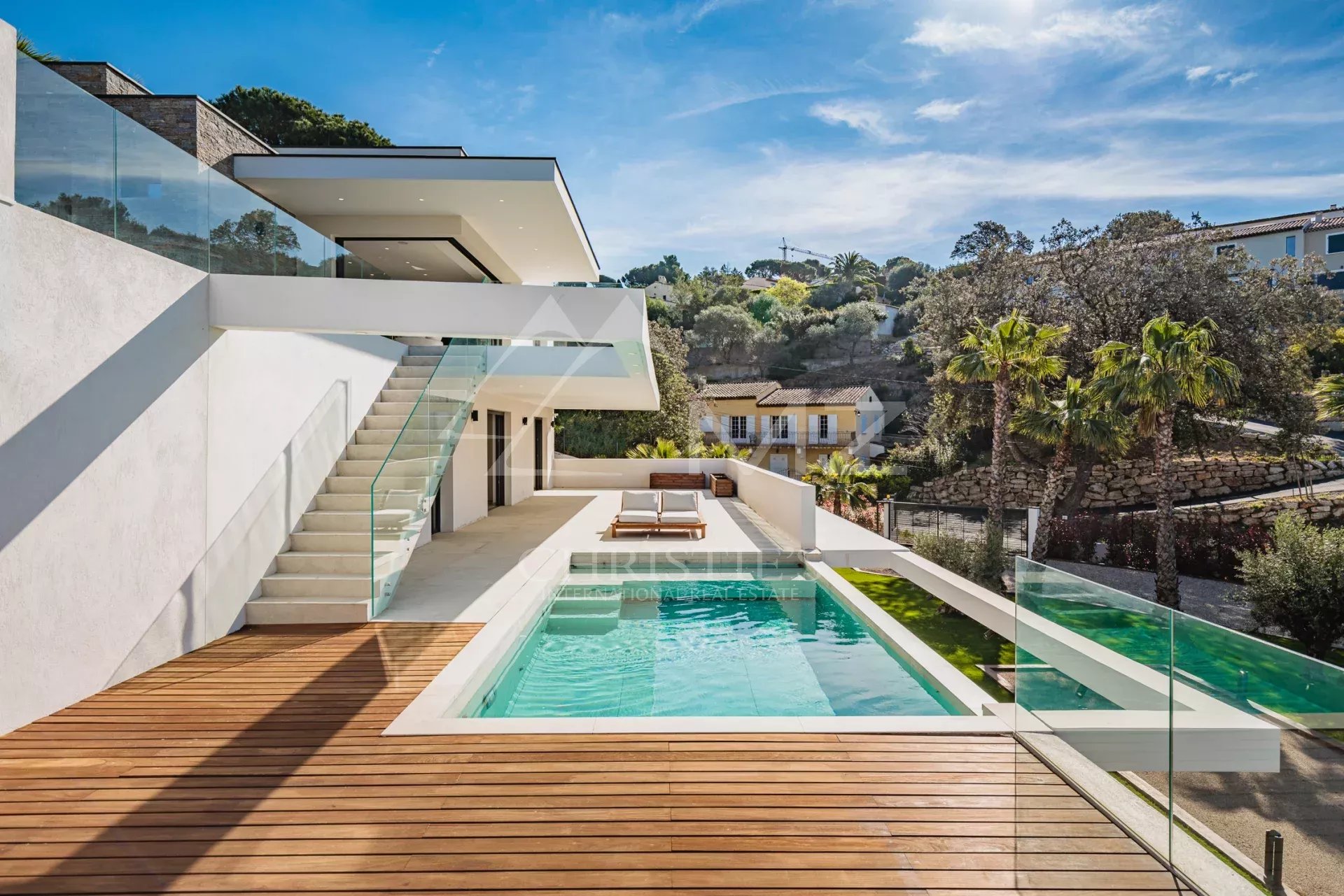 Magnificent contemporary property in the heart of Sainte-Maxime