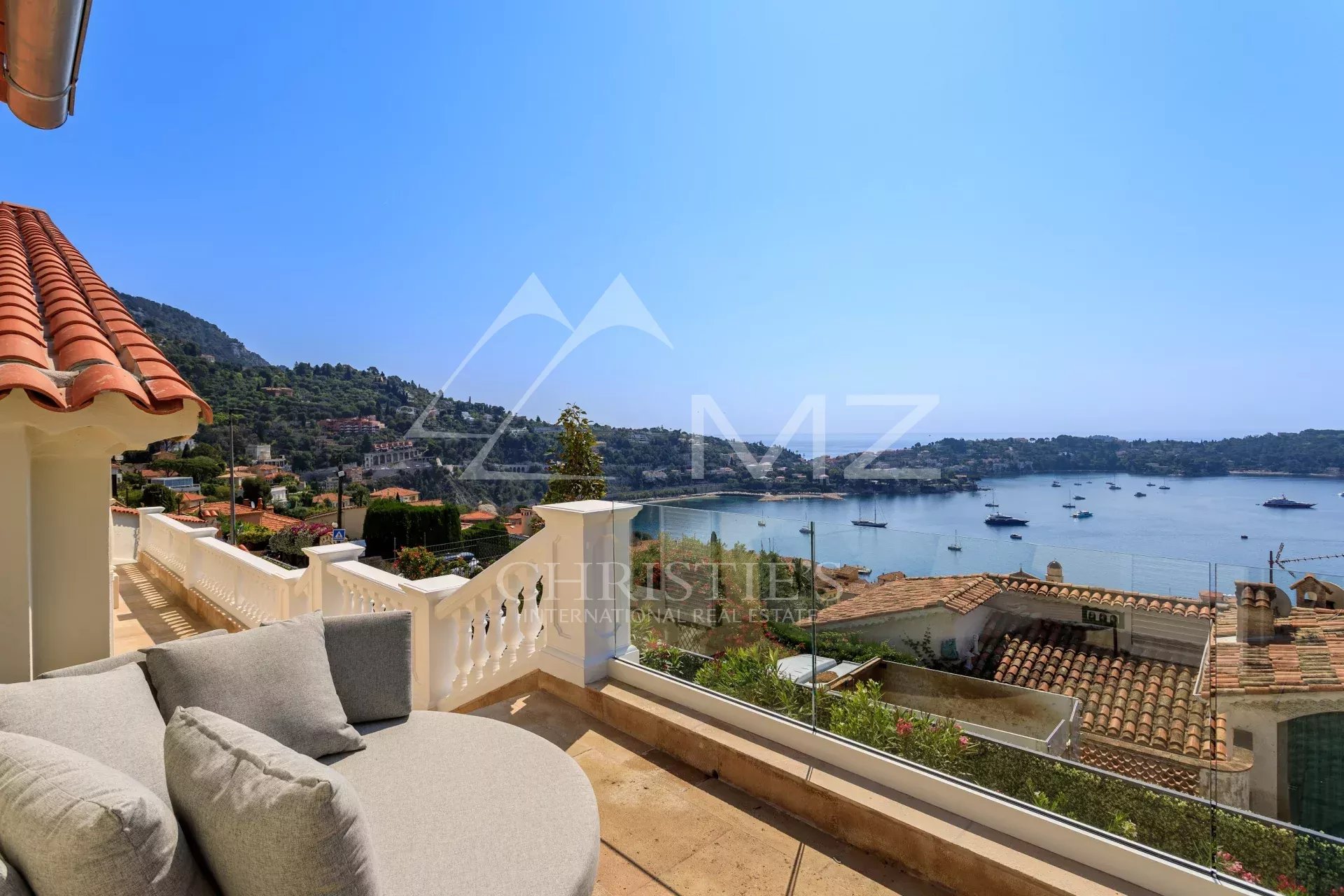 SUPERBE VILLA VILLEFRANCHE SUR MER.