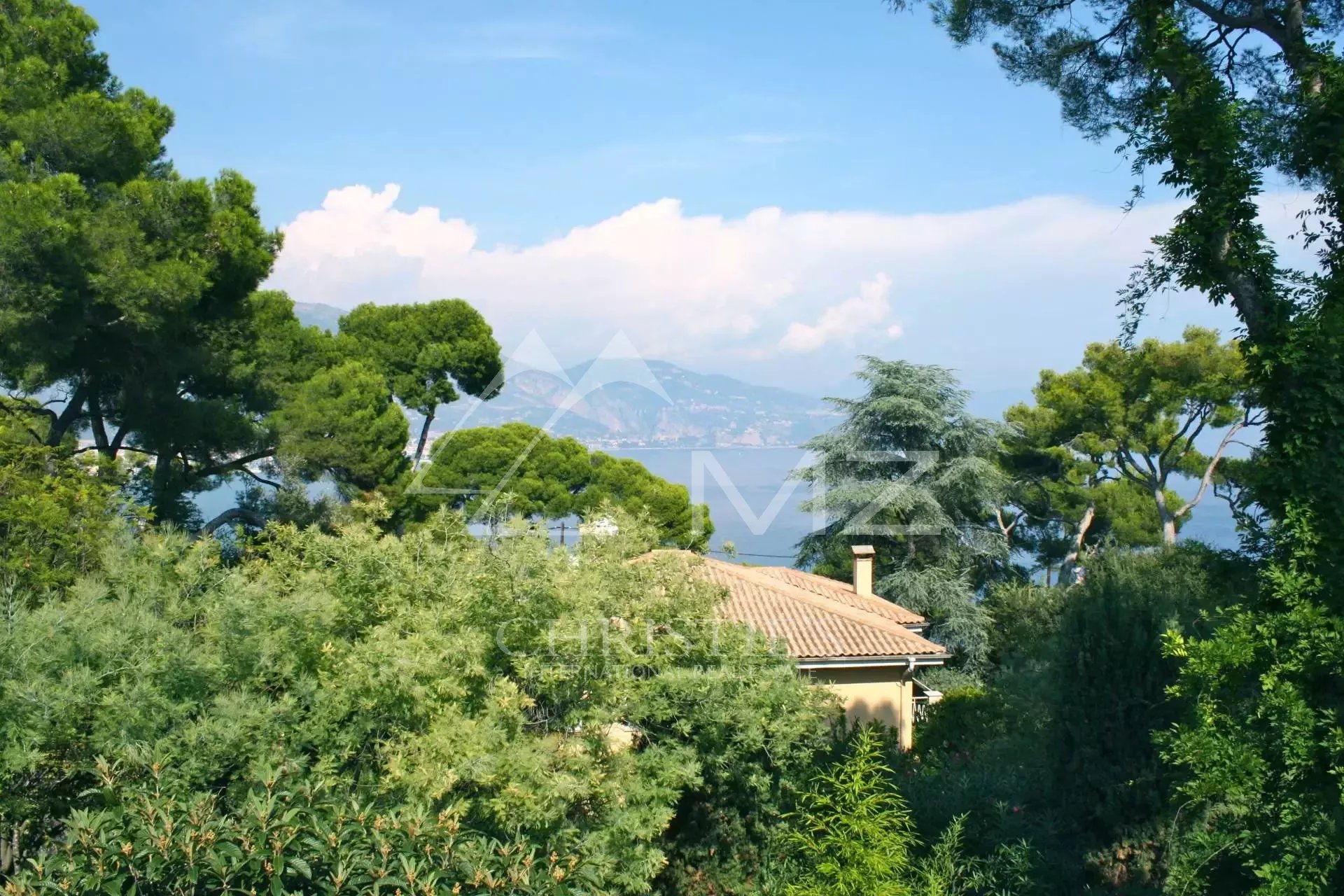 Villa moderne avec vue panoramique sur la mer à Cap Martin